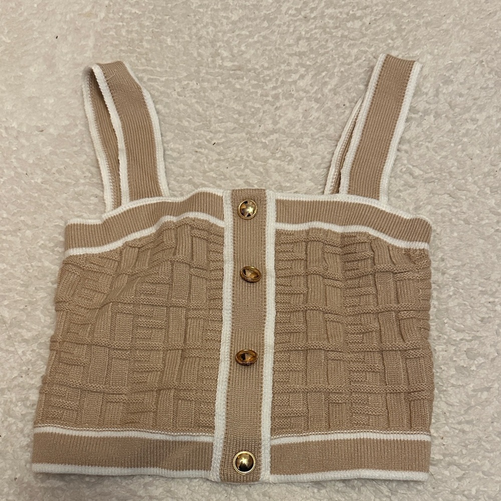 NWOT SHEIN Tan Knit Button-Front Crop Top